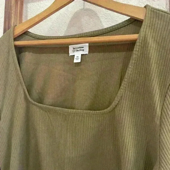 ⚡️5/$20 bundle sale⚡️ Women's Square-Neck Balloon-Sleeve Top XXL - Picture 10 of 10